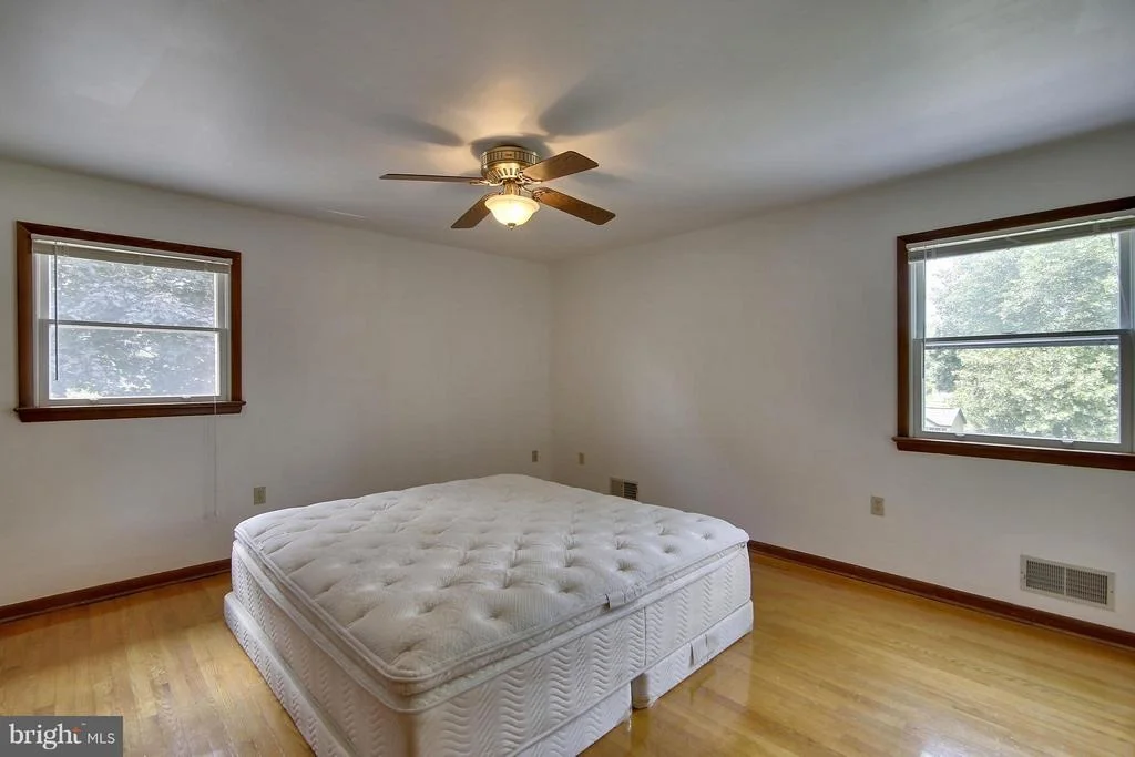 Photo of 8235 GLENDALE DRIVE