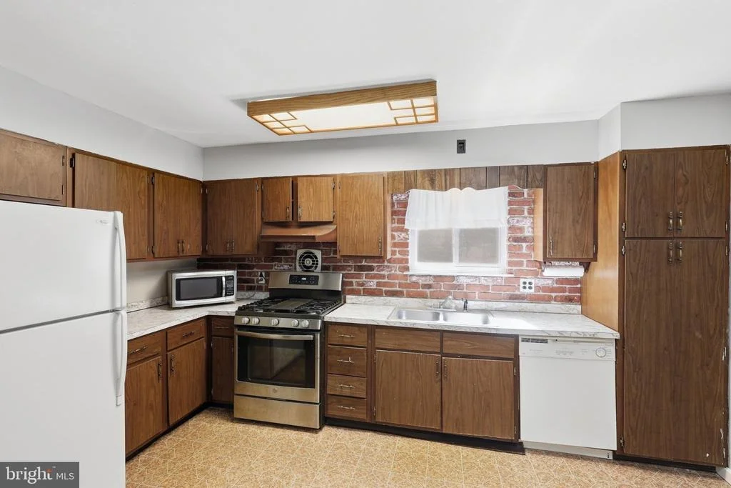 Photo of 20 MERION COURT