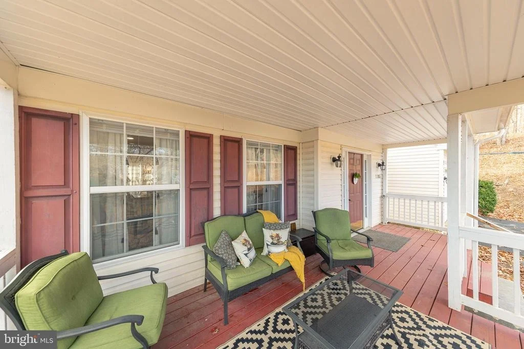 Photo of 1105 HENRY DRIVE
