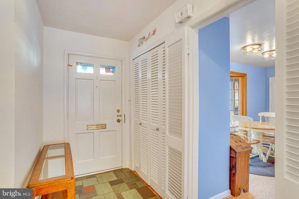 Photo of 4825 KINGSTON DRIVE