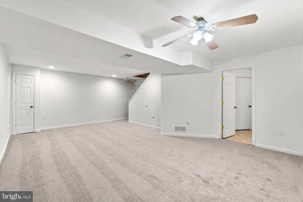 Photo of 17929 DANUBE LANE