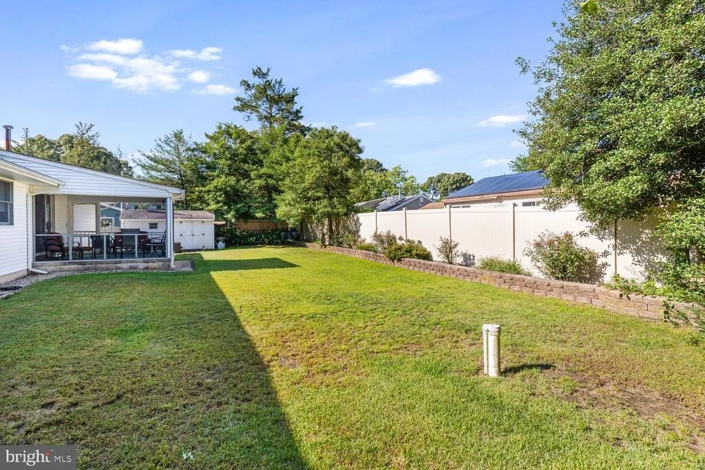 Photo of 38 PINEHURST DRIVE