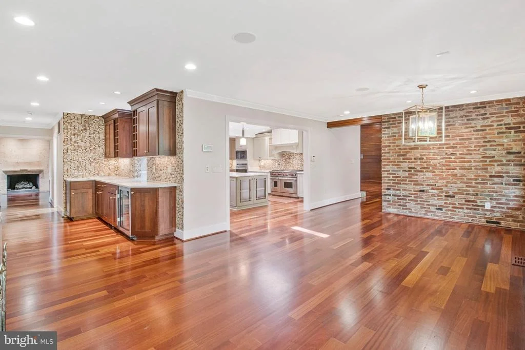 Photo of 1753 ARMY NAVY DRIVE