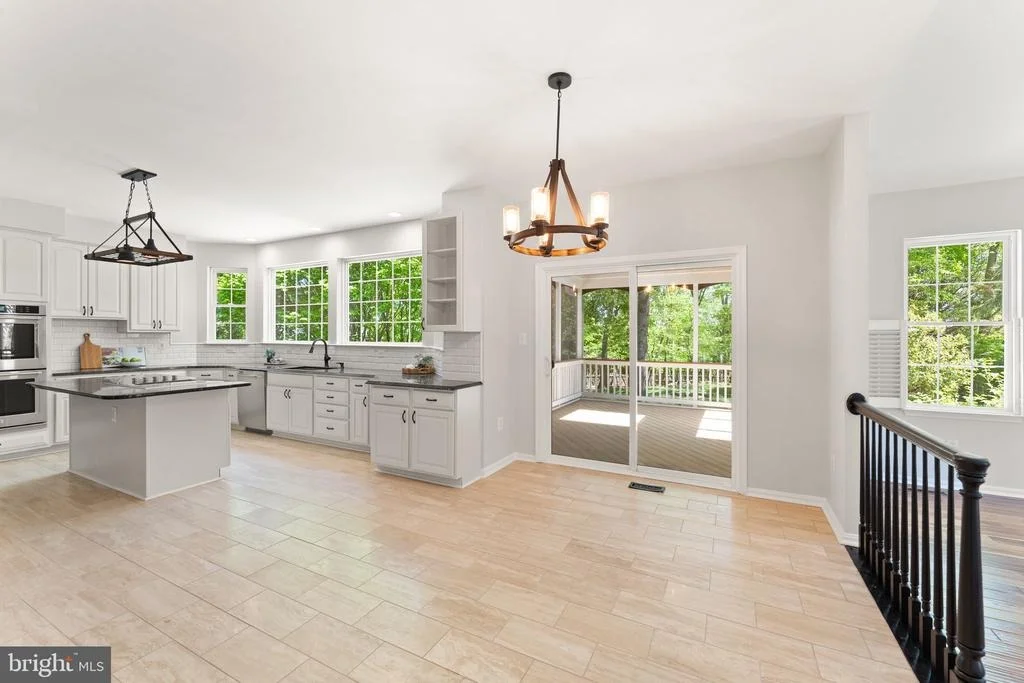Photo of 817 KENNETH PLACE SE