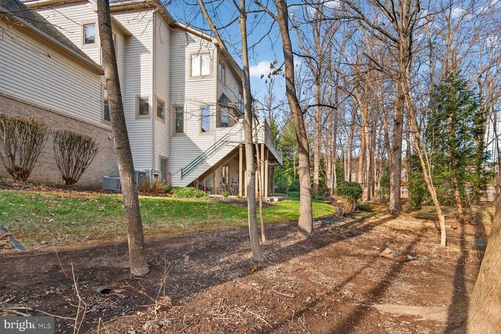 Photo of 11300 WATER POINTE CIRCLE