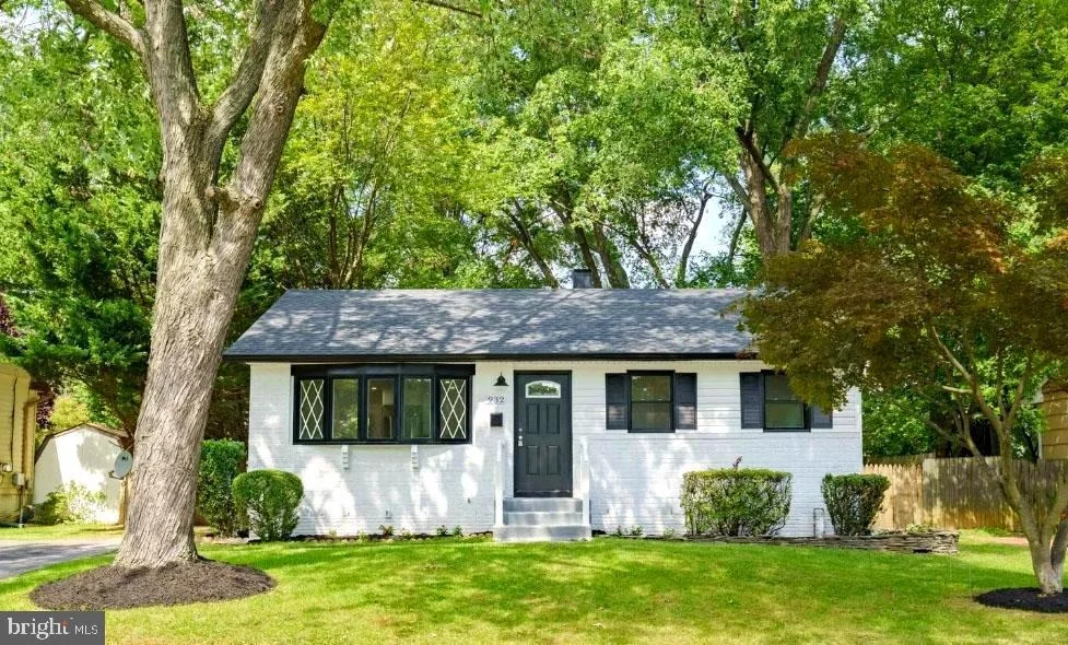 Photo of 232 CANDYTUFT ROAD