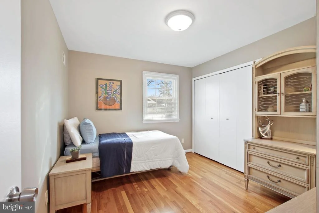 Photo of 11701 GREENLANE DRIVE