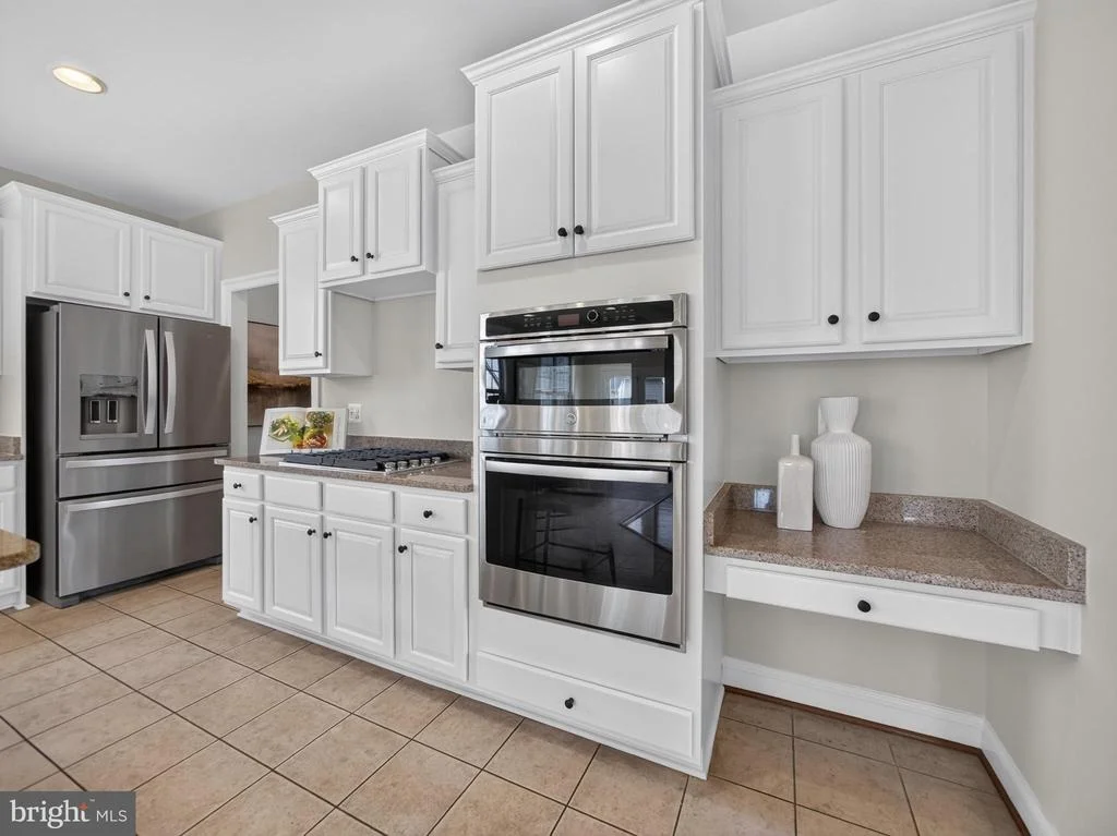 Photo of 3032 MOORE LANE
