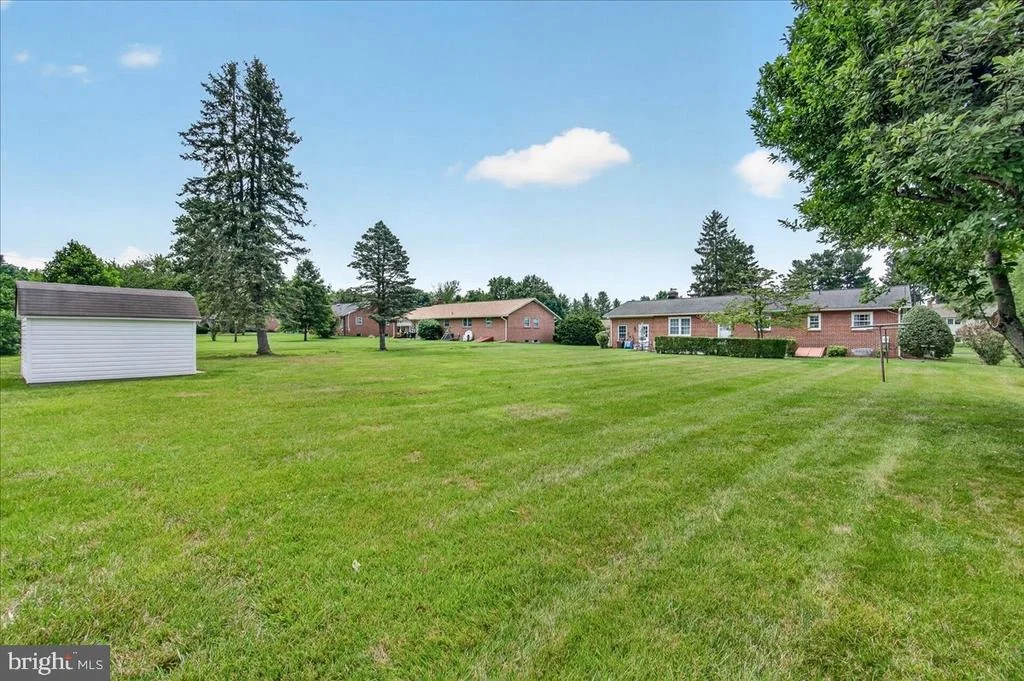 Photo of 7910 EDGEWOOD FARM ROAD