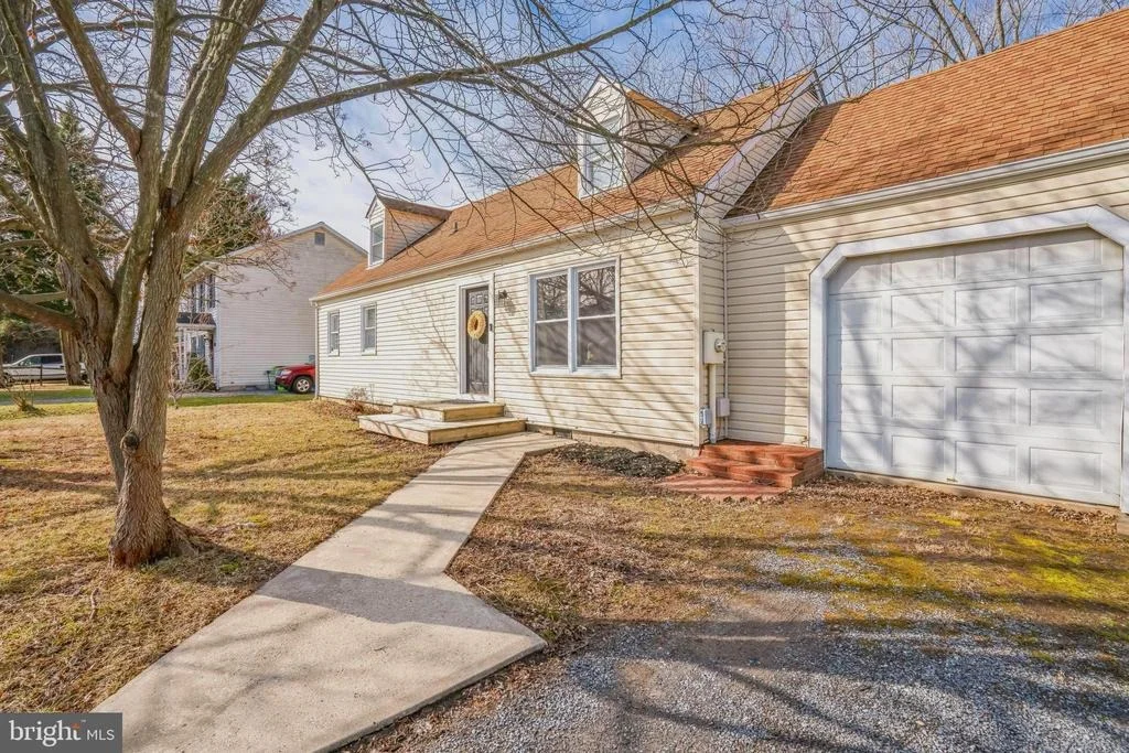 Photo of 2709 COX NECK ROAD
