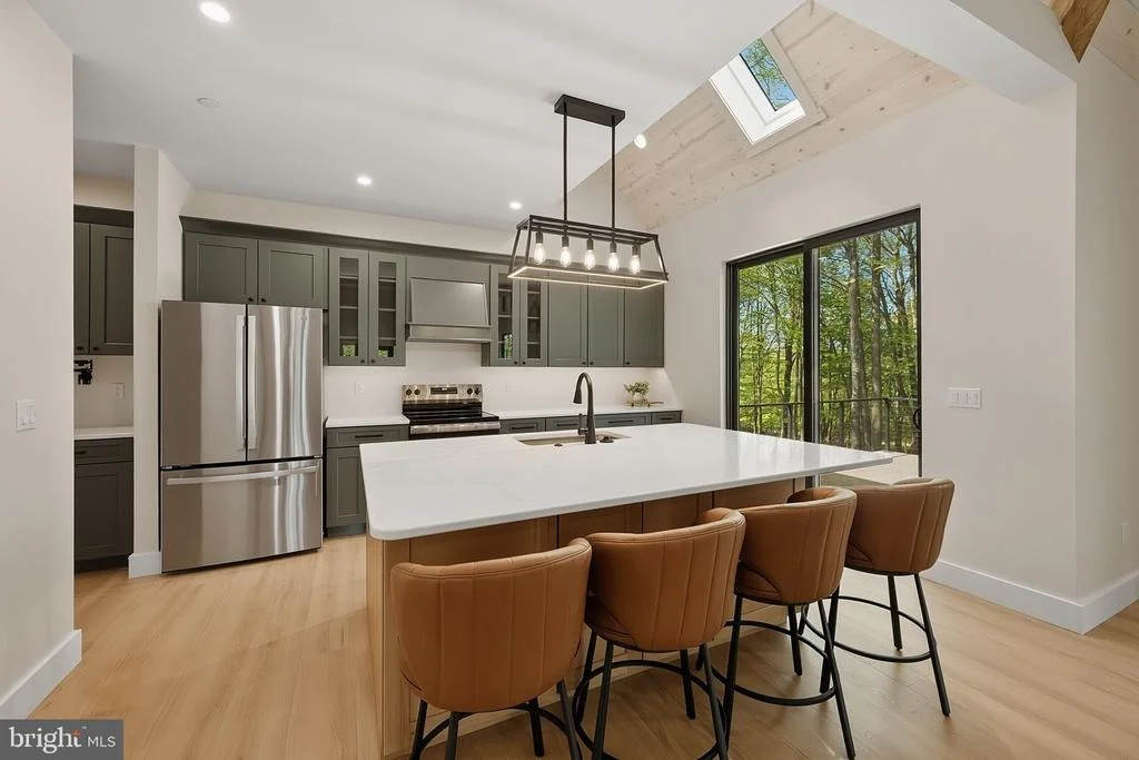 Photo of 248 TARN DRIVE