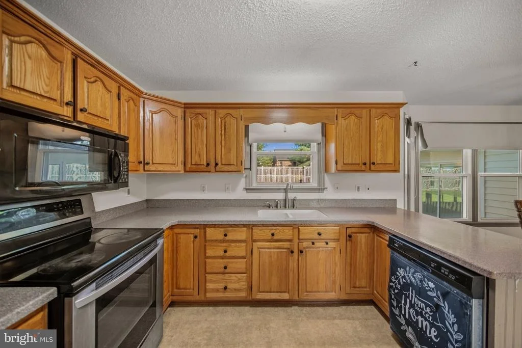 Photo of 605 FAIR MEADOWS BOULEVARD