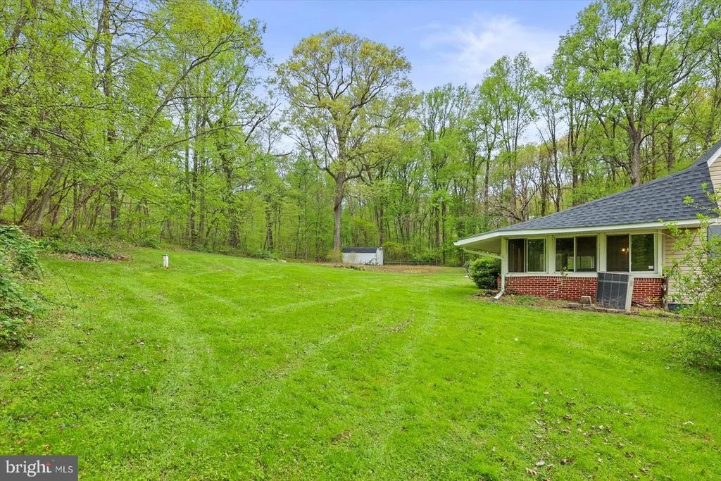 Photo of 1426 RIDGE ROAD