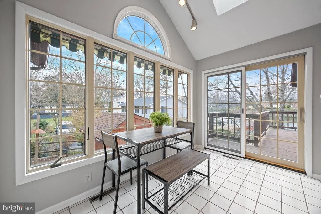 Photo of 1836 BURLEY LANE