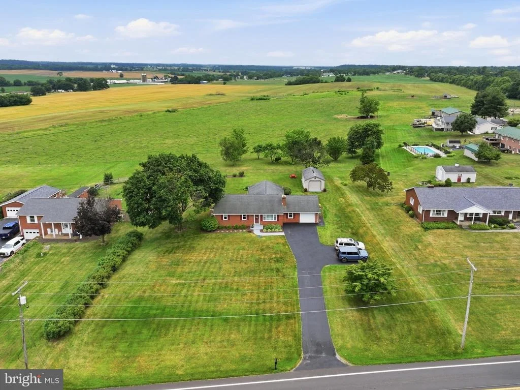 Photo of 16913 FAIRVIEW ROAD