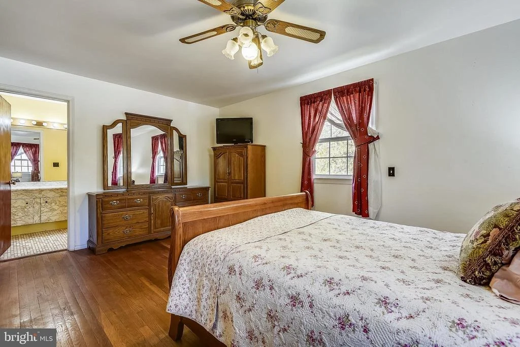 Photo of 2925 CRAIGLAWN ROAD