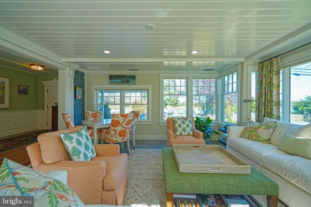 Photo of 410 PILOTTOWN ROAD