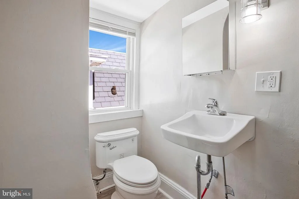 Photo of 2413 MADISON AVENUE