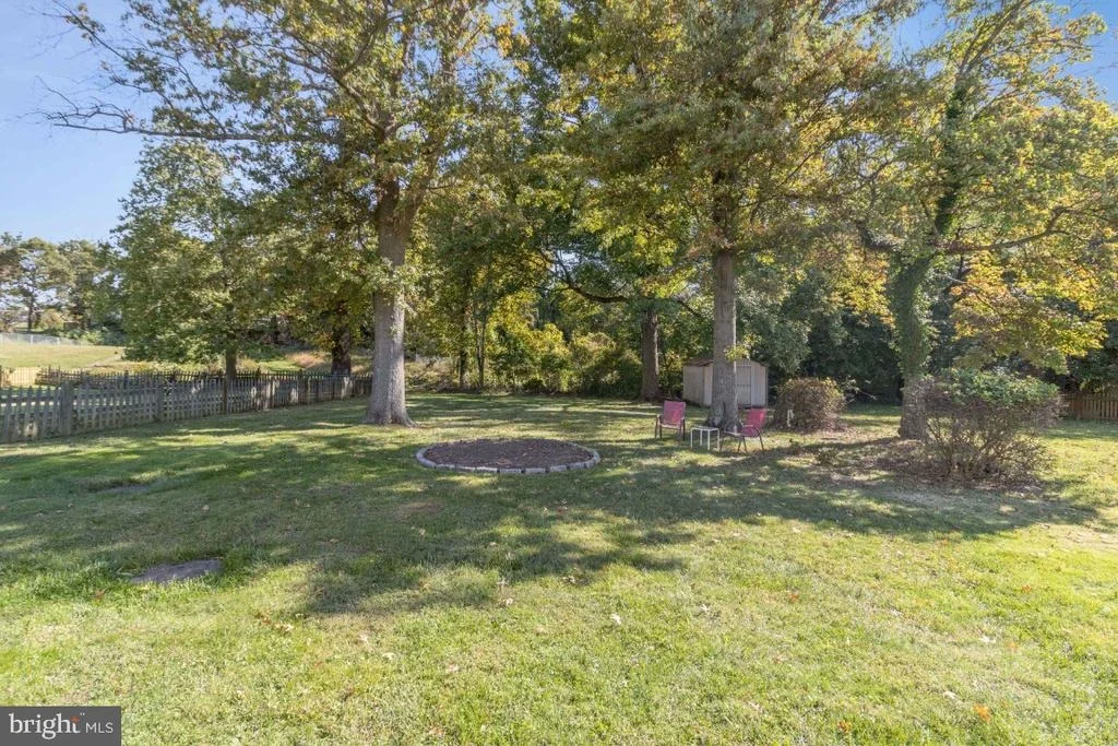 Photo of 638 LONGVIEW DRIVE