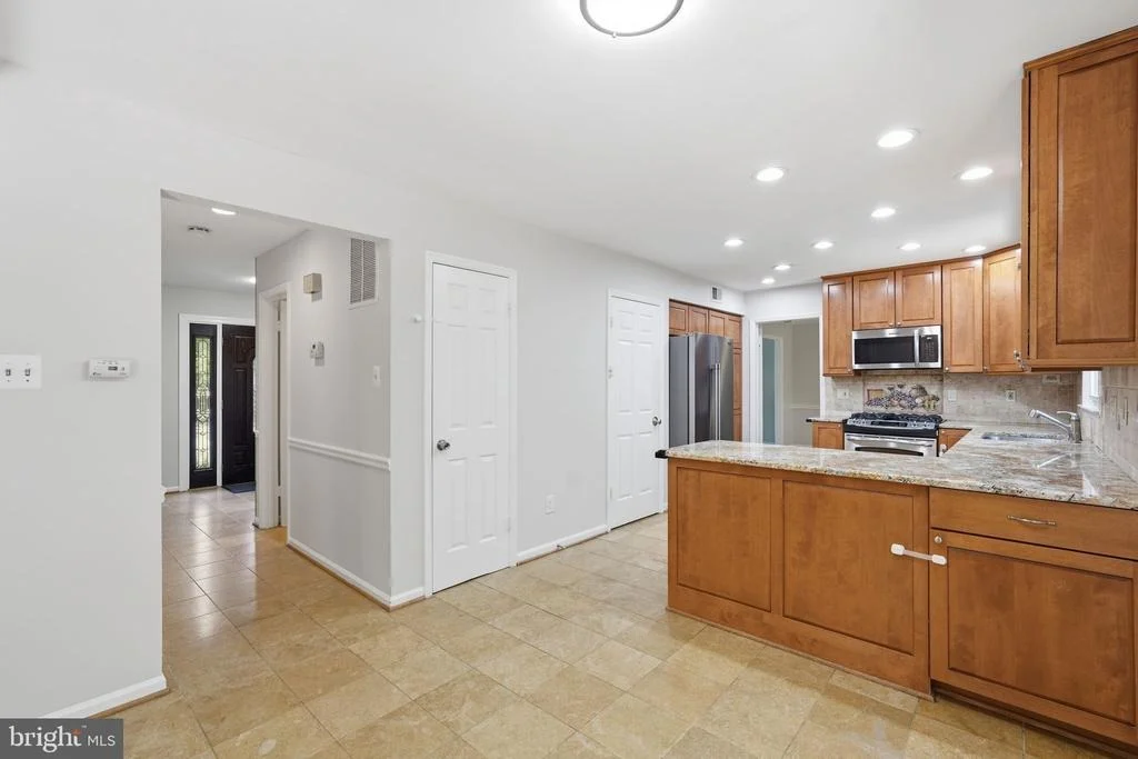 Photo of 7316 WALNUT KNOLL DRIVE