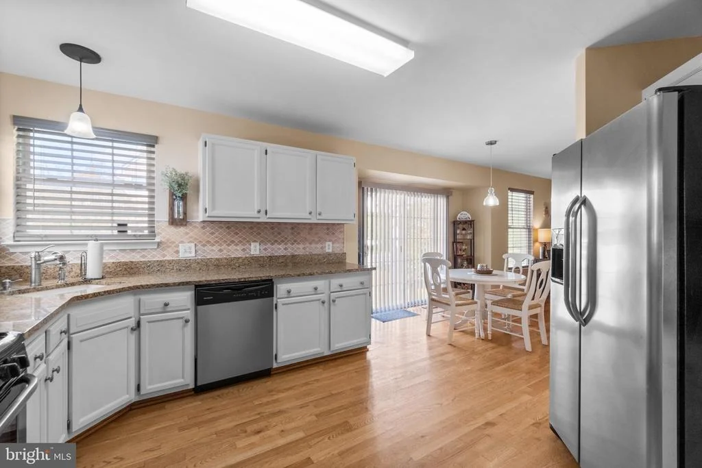Photo of 814 WELLESLEY COURT