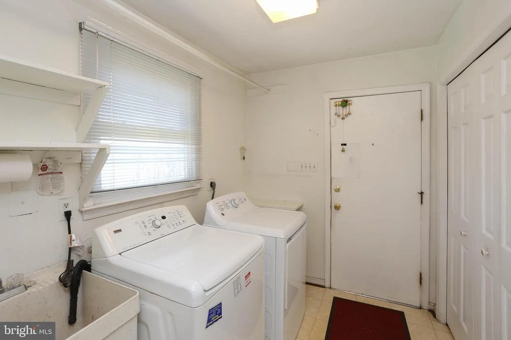 Photo of 18009 EDNOR VIEW TERRACE