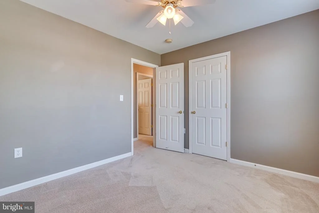 Photo of 476 OAK LEE