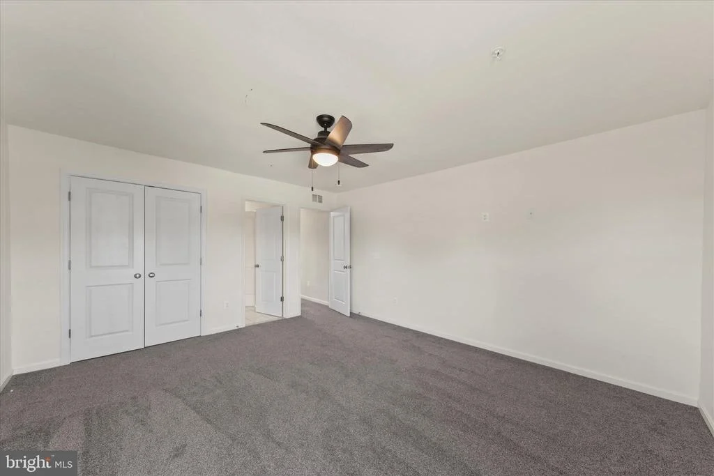 Photo of 5559 TRAFALGAR CIRCLE