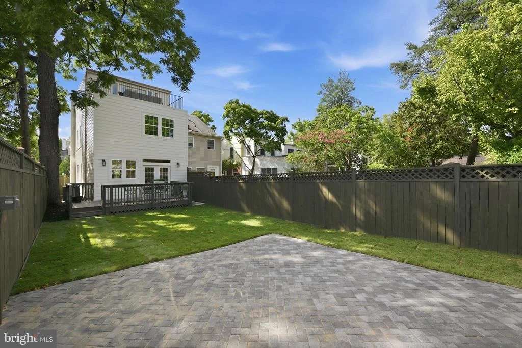 Photo of 4611 43RD PLACE NW