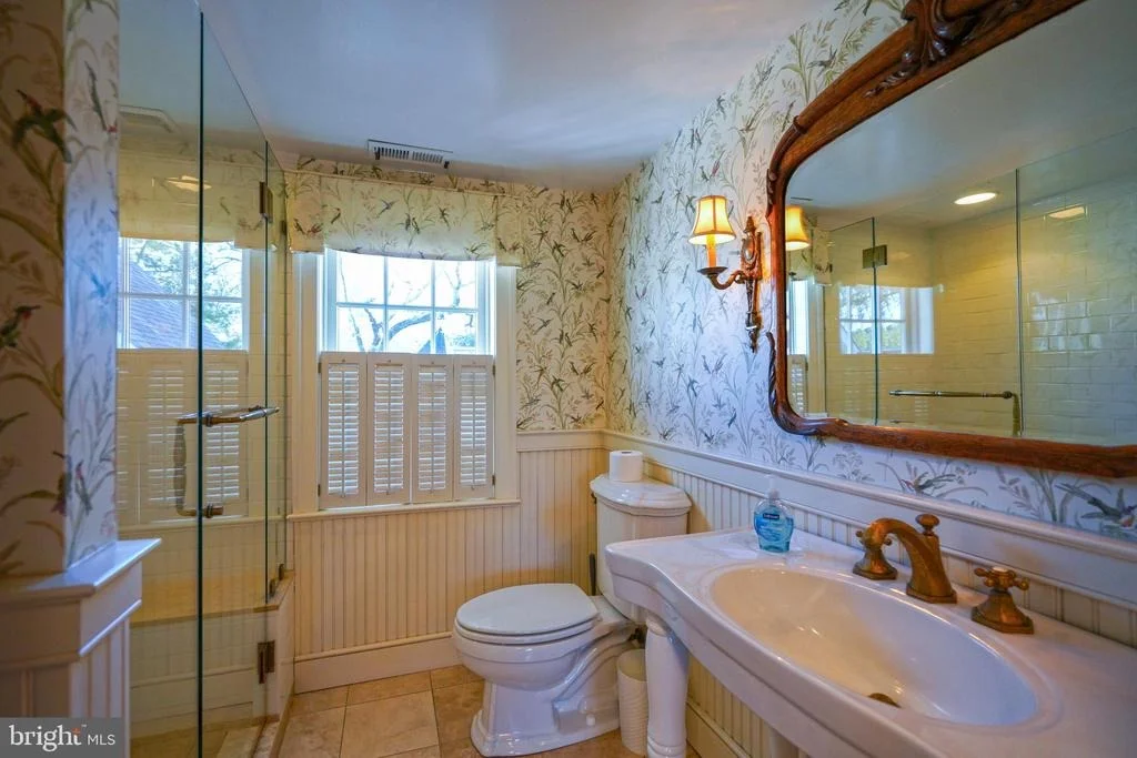 Photo of 410 PILOTTOWN ROAD
