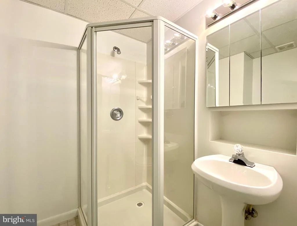 Photo of 14703 PONDSIDE DRIVE