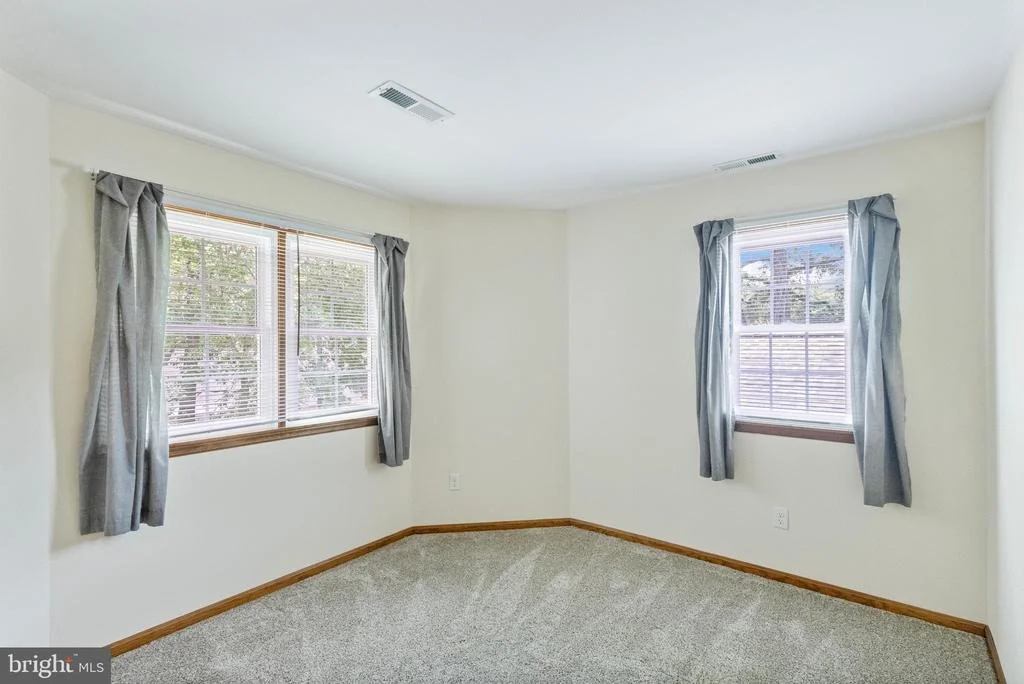 Photo of 36 RIVERS END DRIVE