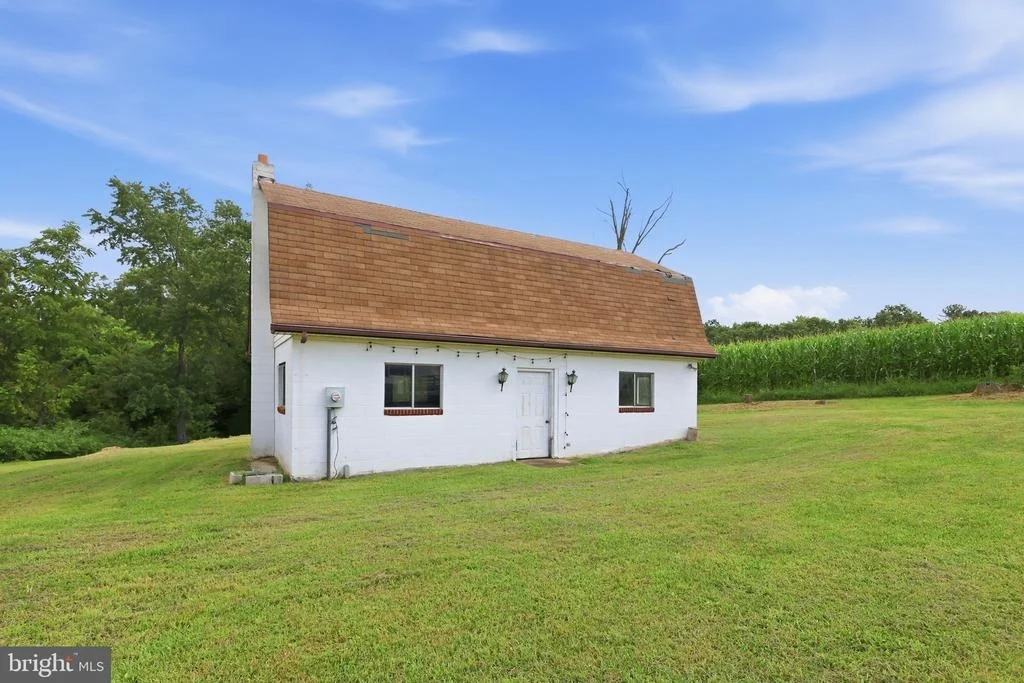 Photo of 204 HILLIARDS DRIVE