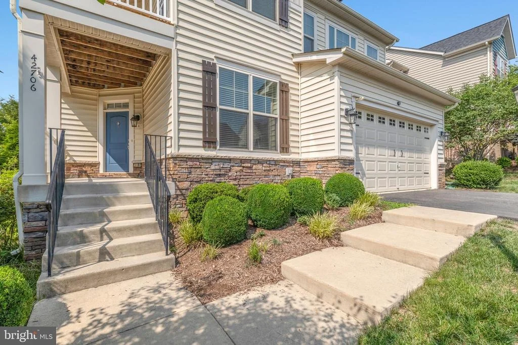 Photo of 42706 CHISHOLM
