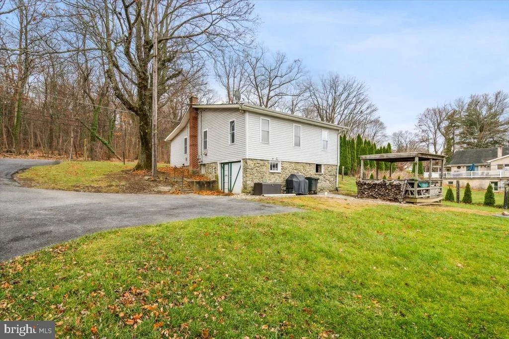 Photo of 25514 MILITARY ROAD
