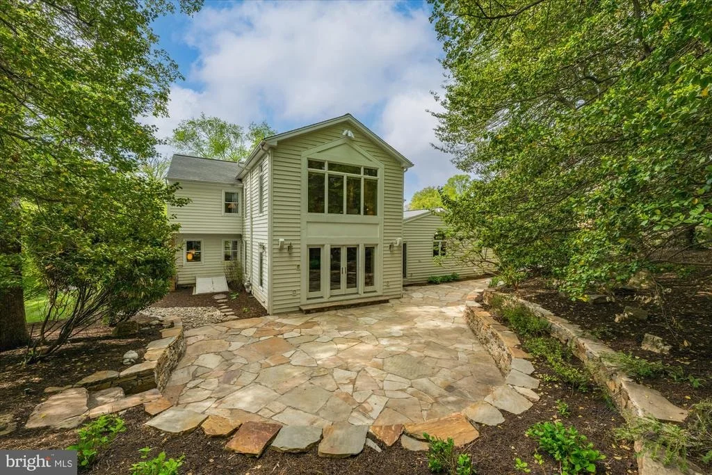 Photo of 7908 FOXHOUND ROAD