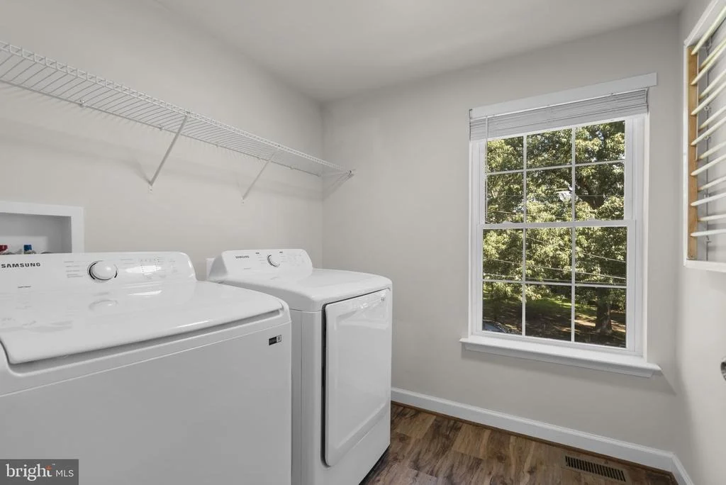 Photo of 556 SUNSET KNOLL ROAD