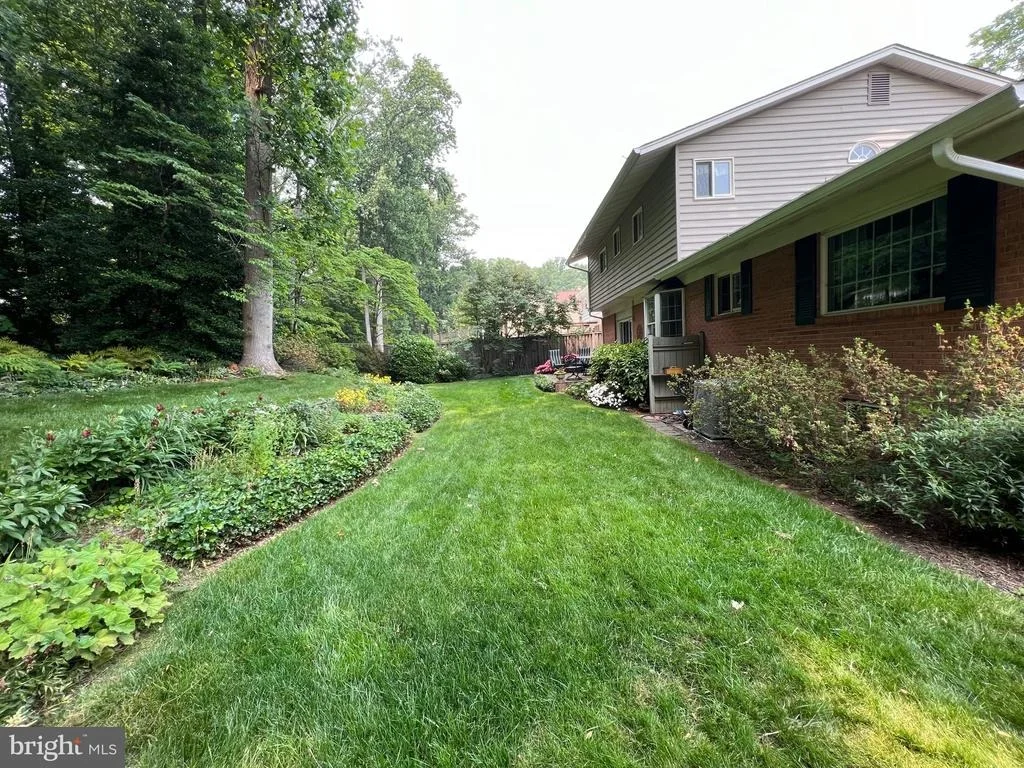 Photo of 6010 NASSAU DRIVE