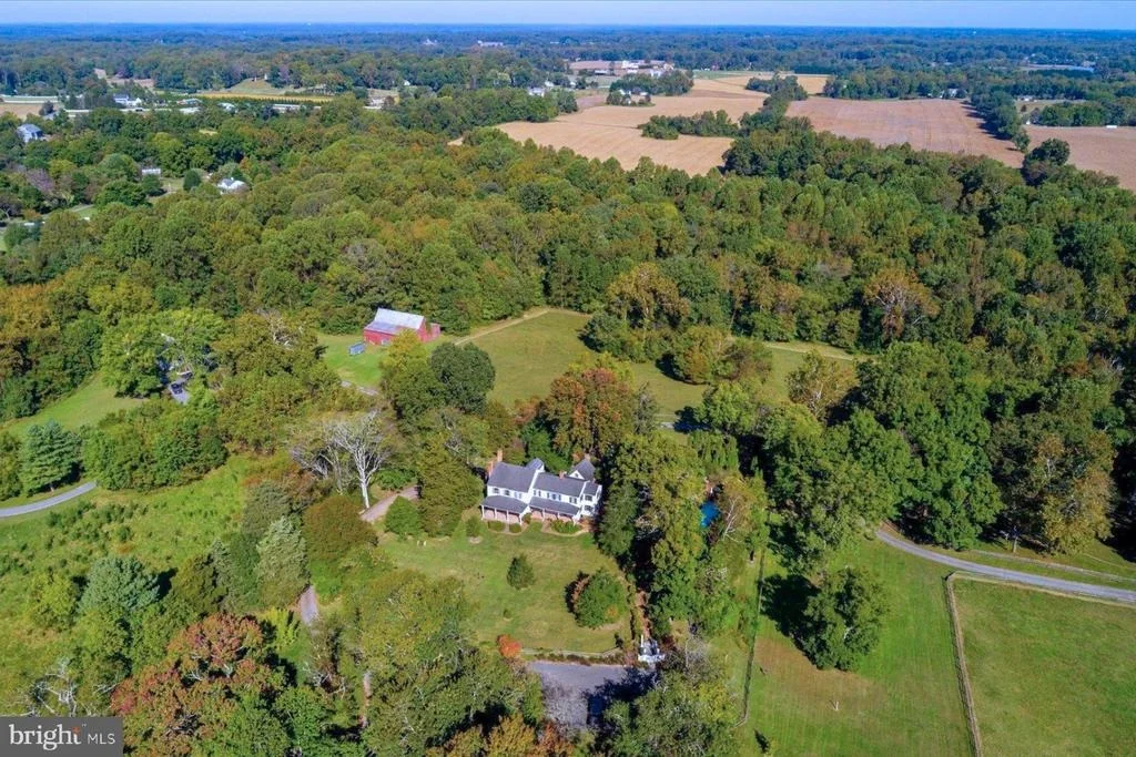 Photo of 5503 BROOKS WOODS ROAD