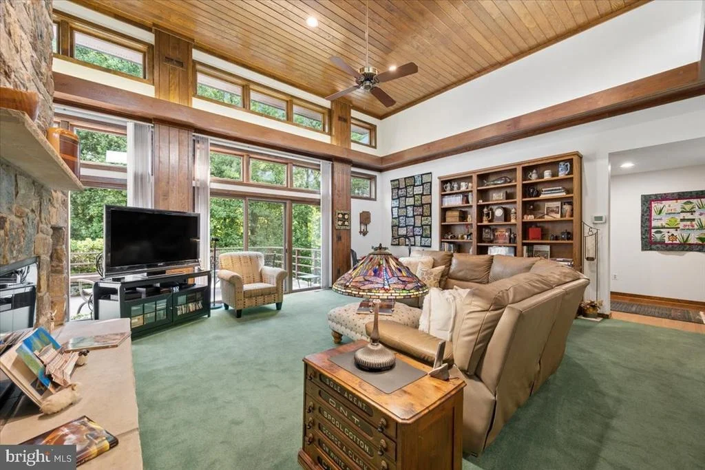Photo of 17026 BARN RIDGE DRIVE