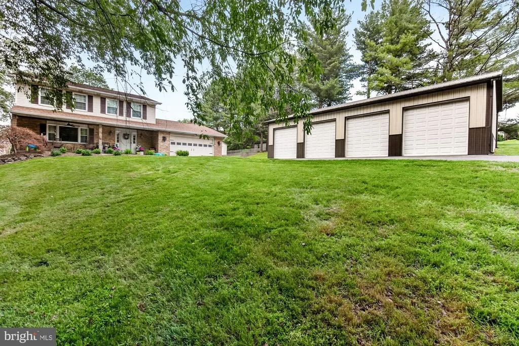 Photo of 7222 PATTON DRIVE