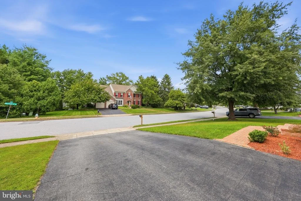 Photo of 6101 FIELDCREST DRIVE