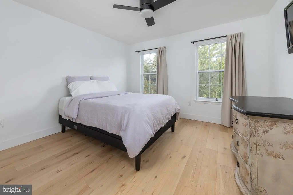 Photo of 658 WORCESTER DRIVE