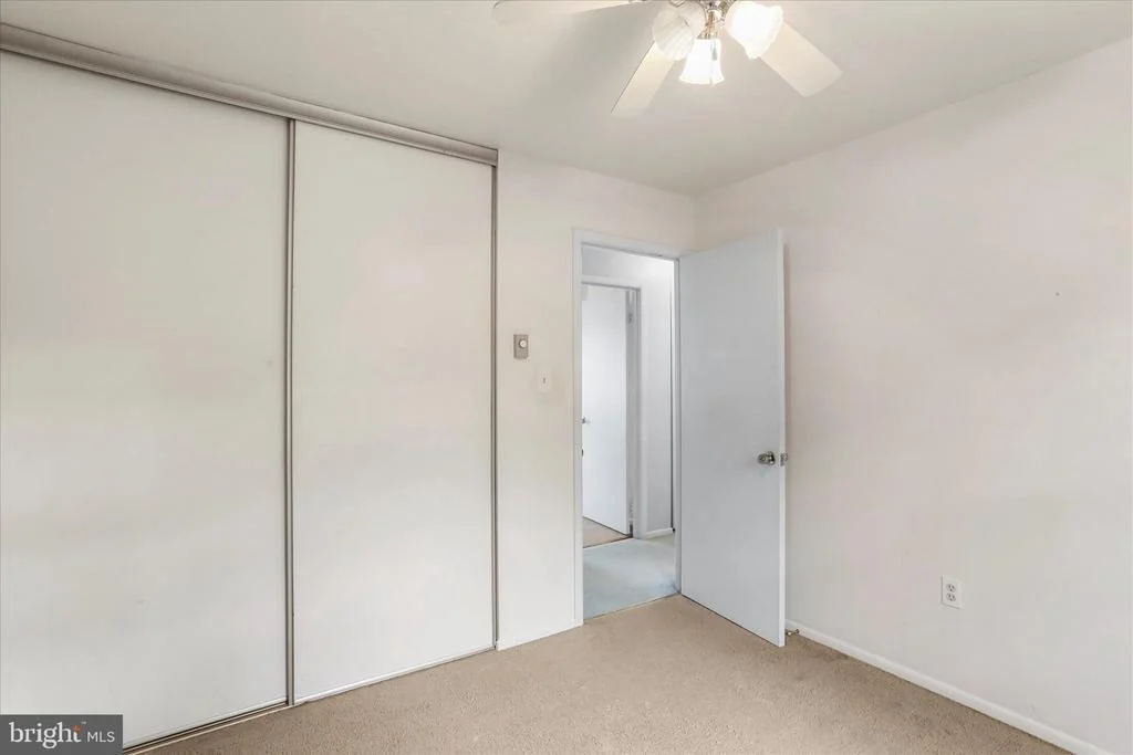 Photo of 267 LONGFORD DRIVE