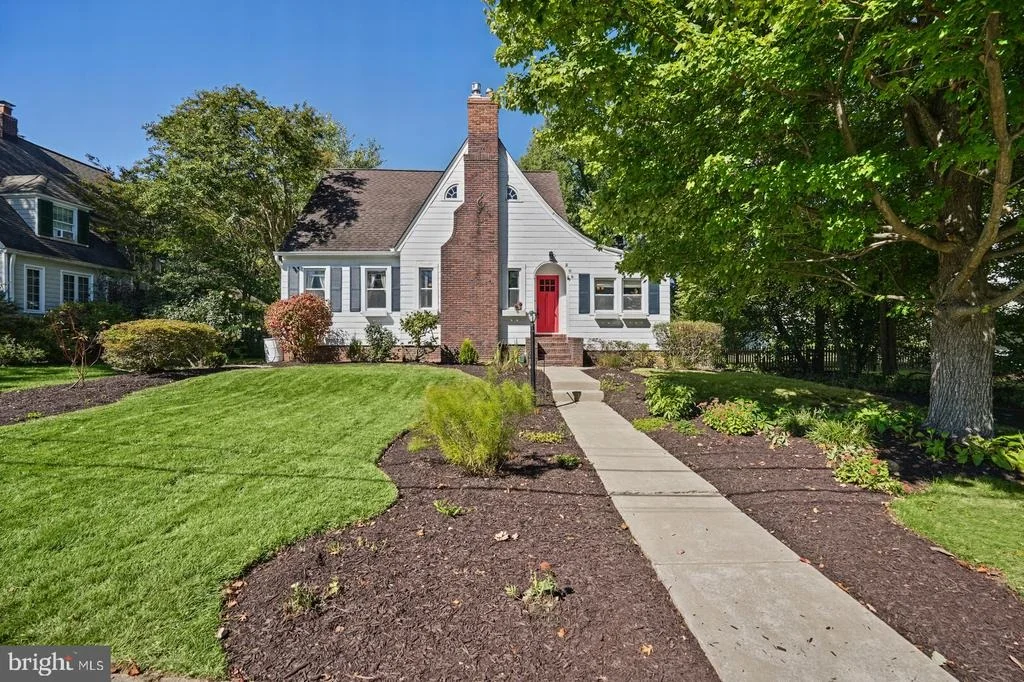 Photo of 206 PARK DRIVE