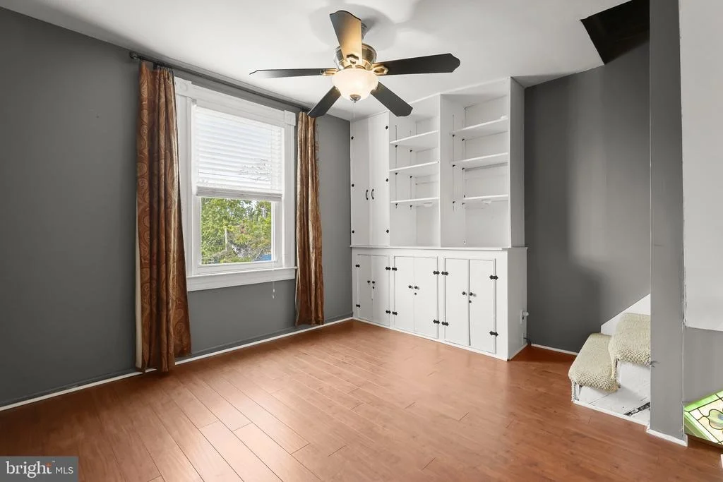 Photo of 2708 EVERGREEN AVENUE