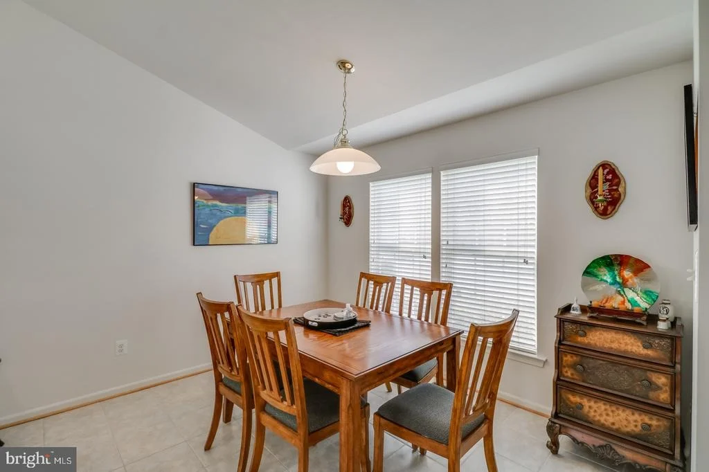 Photo of 254 LONE TREE DRIVE