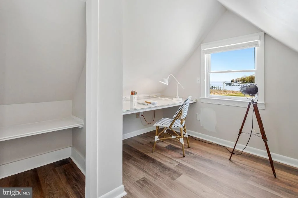 Photo of 1268 HAYES ROAD