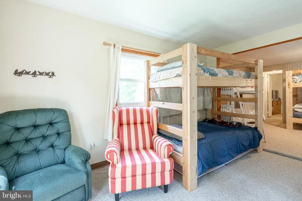 Photo of 4838 BEAR CREEK ROAD
