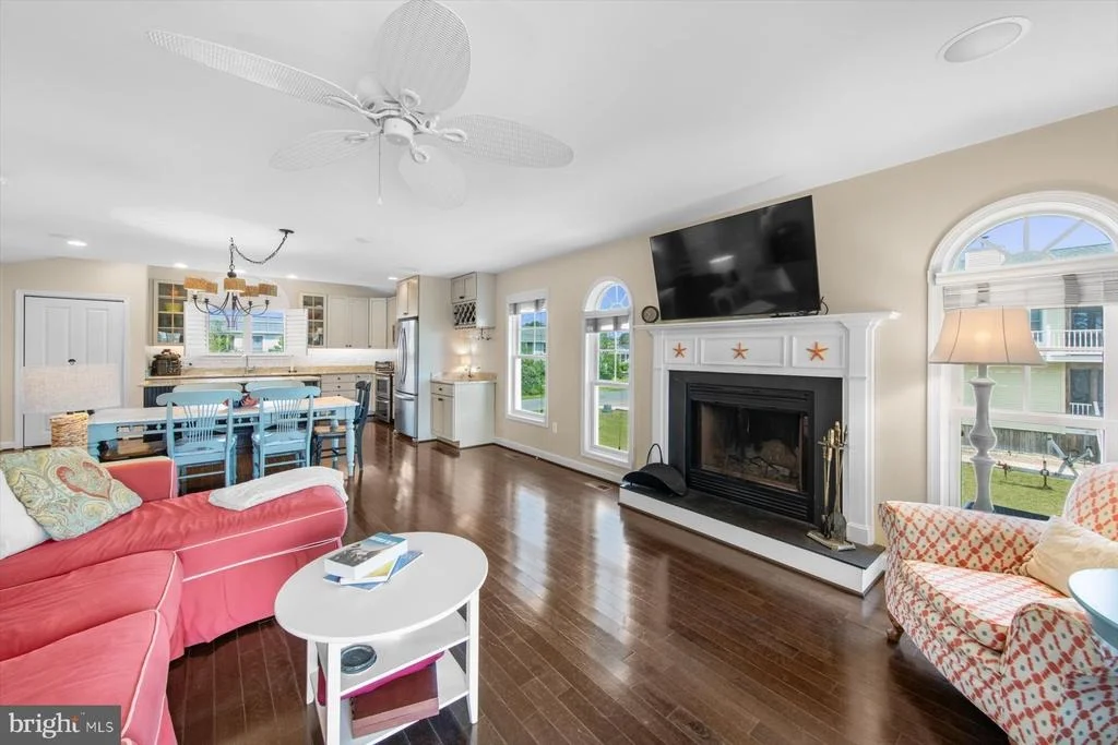 Photo of 138 BAYSHORE DRIVE